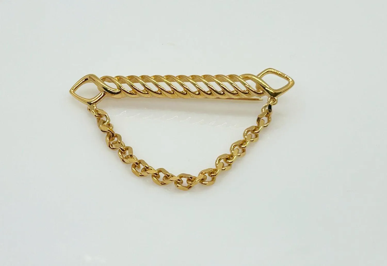 Dramatic Draped Chain Gold Tone Brooch