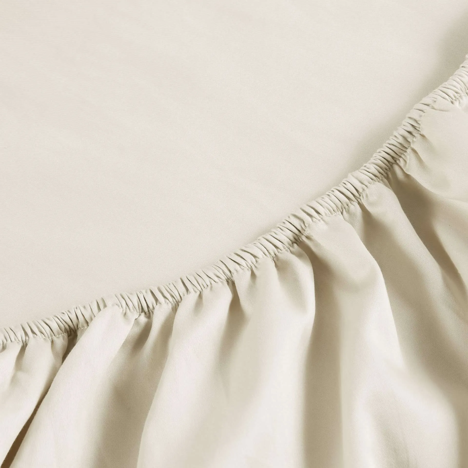 Smooth and Silky Cotton Sateen Deep Fitted Sheet - 400 Thread Count