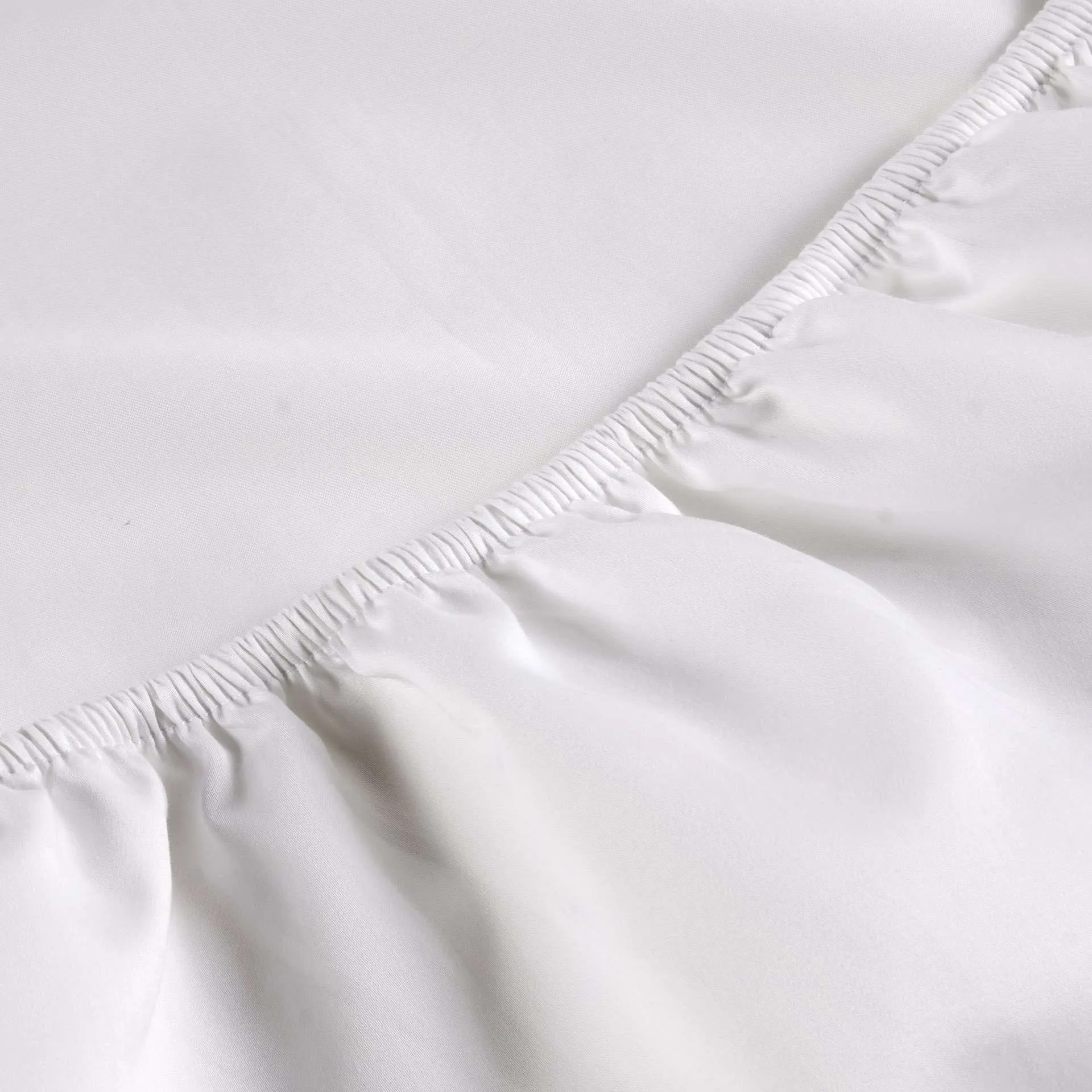 Smooth and Silky Cotton Sateen Deep Fitted Sheet - 400 Thread Count