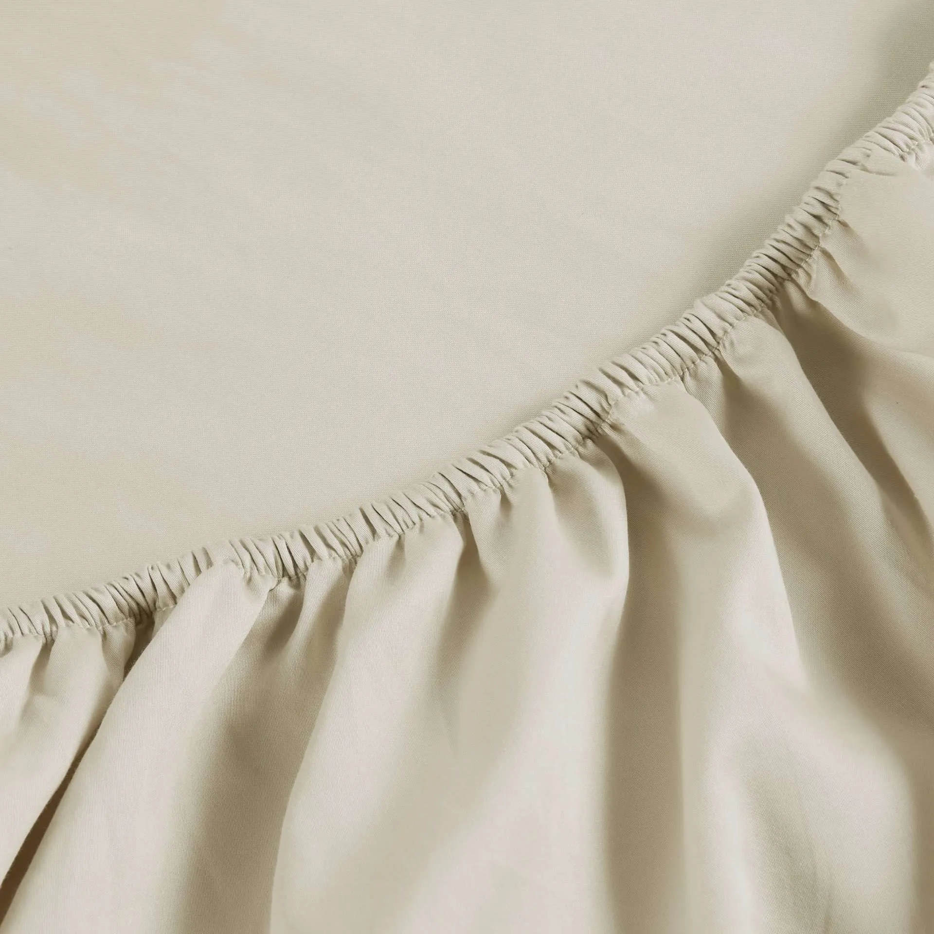 Smooth and Silky Cotton Sateen Deep Fitted Sheet - 400 Thread Count