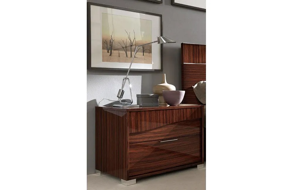 Sogno Modern Glossy Nightstand